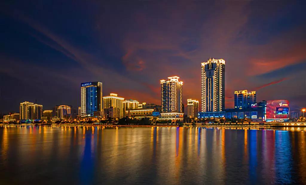 三亞主城區(qū)亮化-信達(dá)科技項(xiàng)目