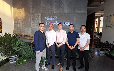 深圳薔薇科技和東莞愛加照明一行到訪信達電通