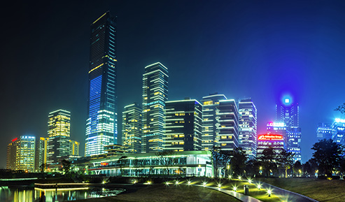 鉆石燈籠、保利國際廣場亮化設(shè)計解析