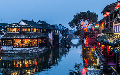 走！一起去夜游