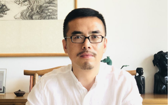 信達電通董事長王春龍:用光溫暖世界